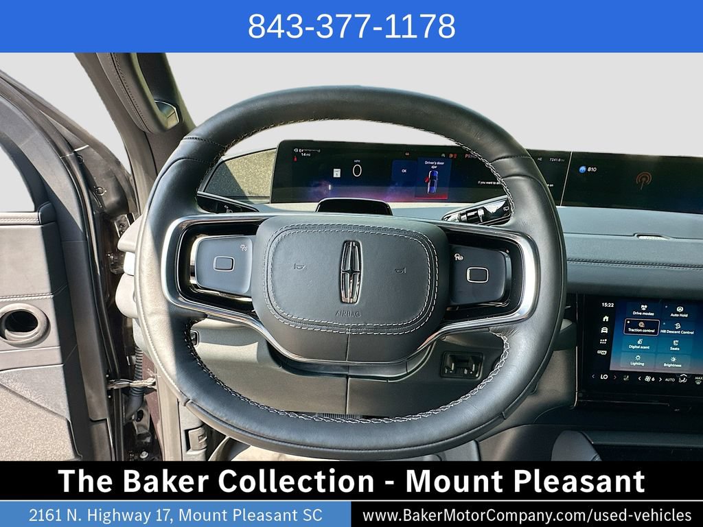 Used 2025 Lincoln Navigator Reserve w/ Jet Appearance Package AWD/4WD image 11