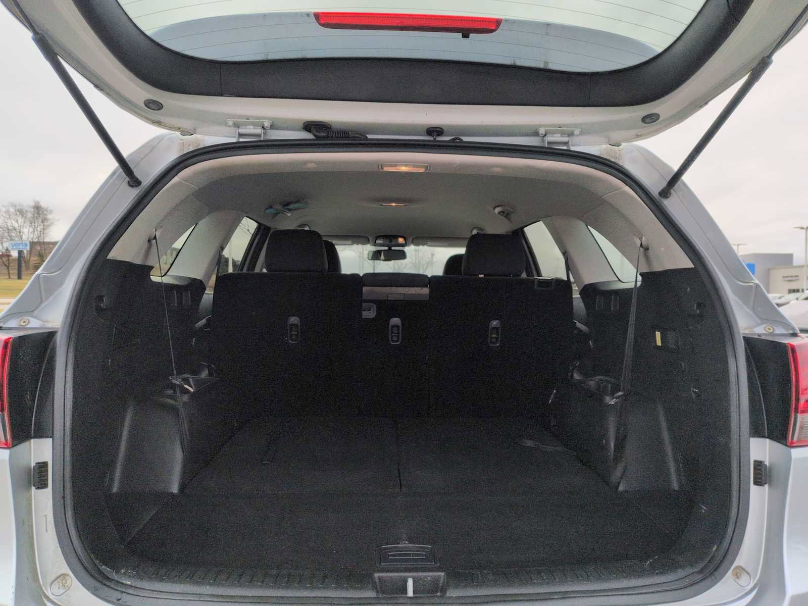 Used 2019 Kia Sorento LX w/ LX Convenience Package FWD image 31