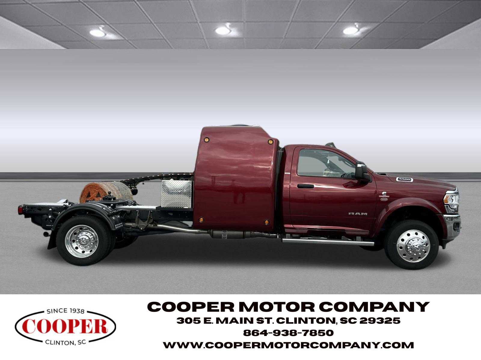 Used 2024 RAM 5500 SLT w/ Quick Order Package 2YG SLT image 8