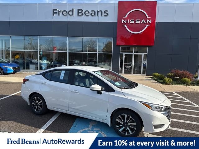 New 2025 Nissan Versa SV w/ Trunk Package