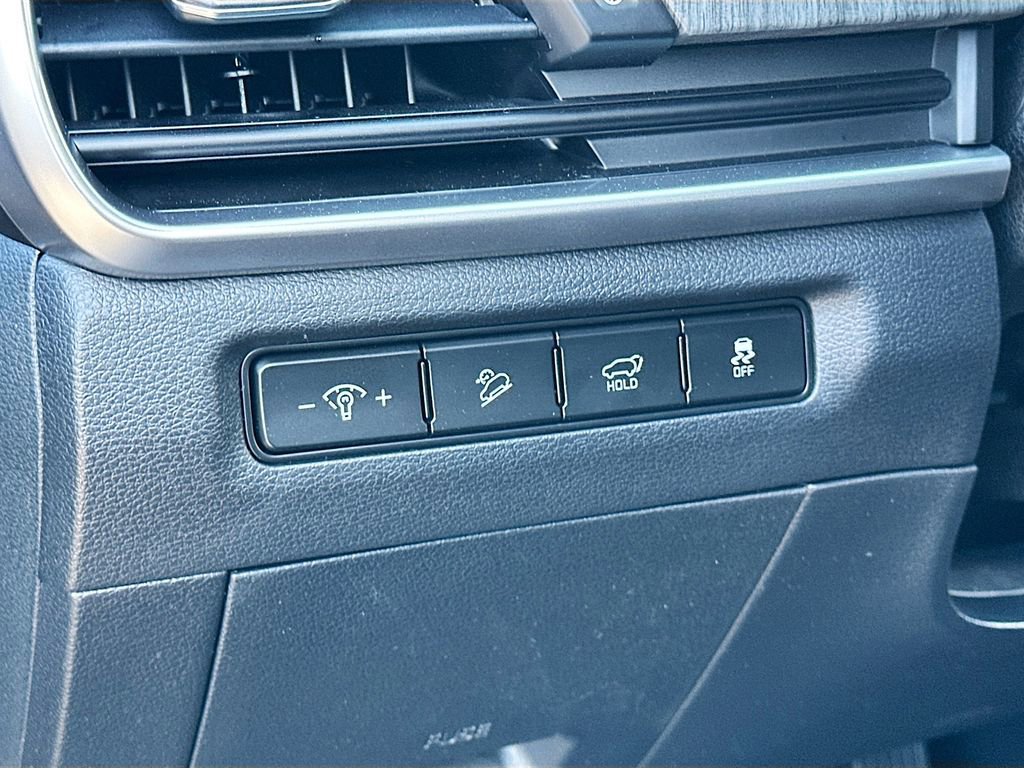 Used 2025 Kia Telluride EX w/ EX Captain's Chair Package image 10