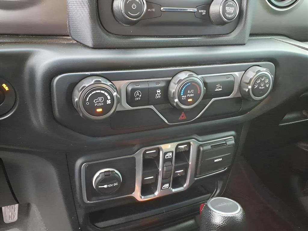 Certified 2020 Jeep Gladiator Sport w/ Quick Order Package 24S image 15