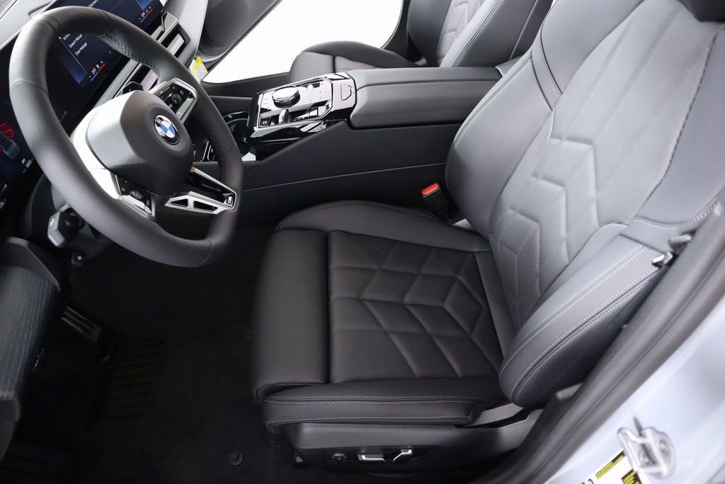 New 2025 BMW 530i xDrive w/ M Sport Package image 12