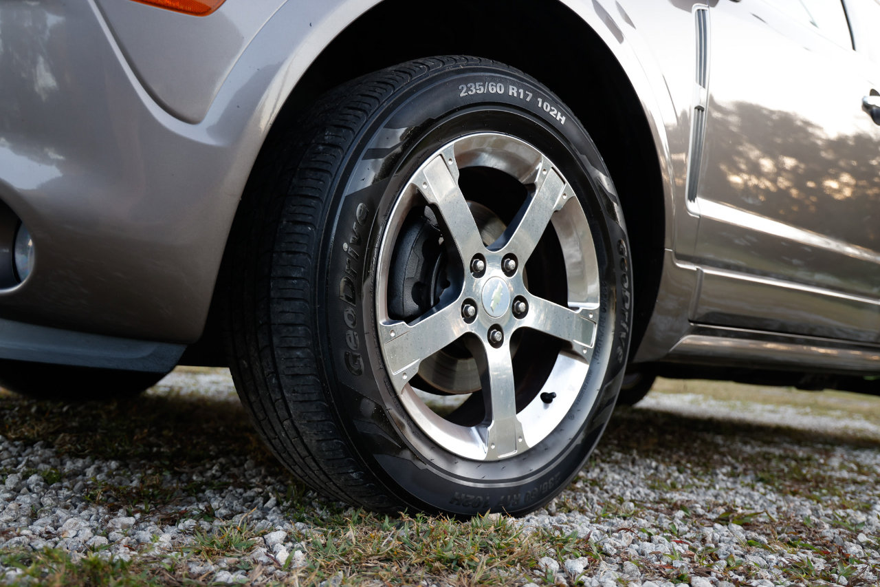 Used 2012 Chevrolet Captiva Sport LT image 28