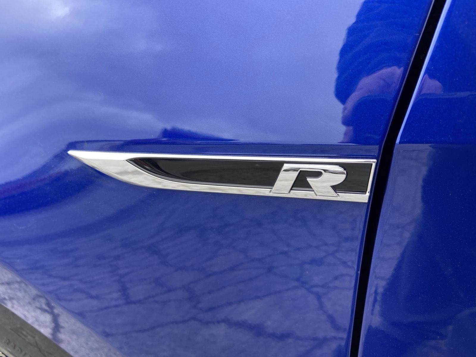 Used 2019 Volkswagen Golf R 4-Door image 13