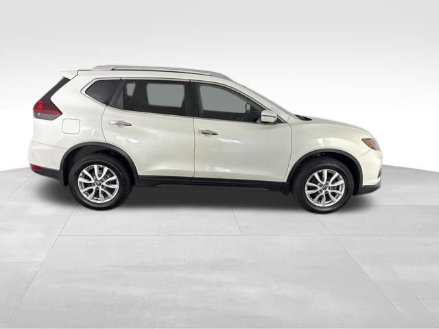 Used 2020 Nissan Rogue SV image 5
