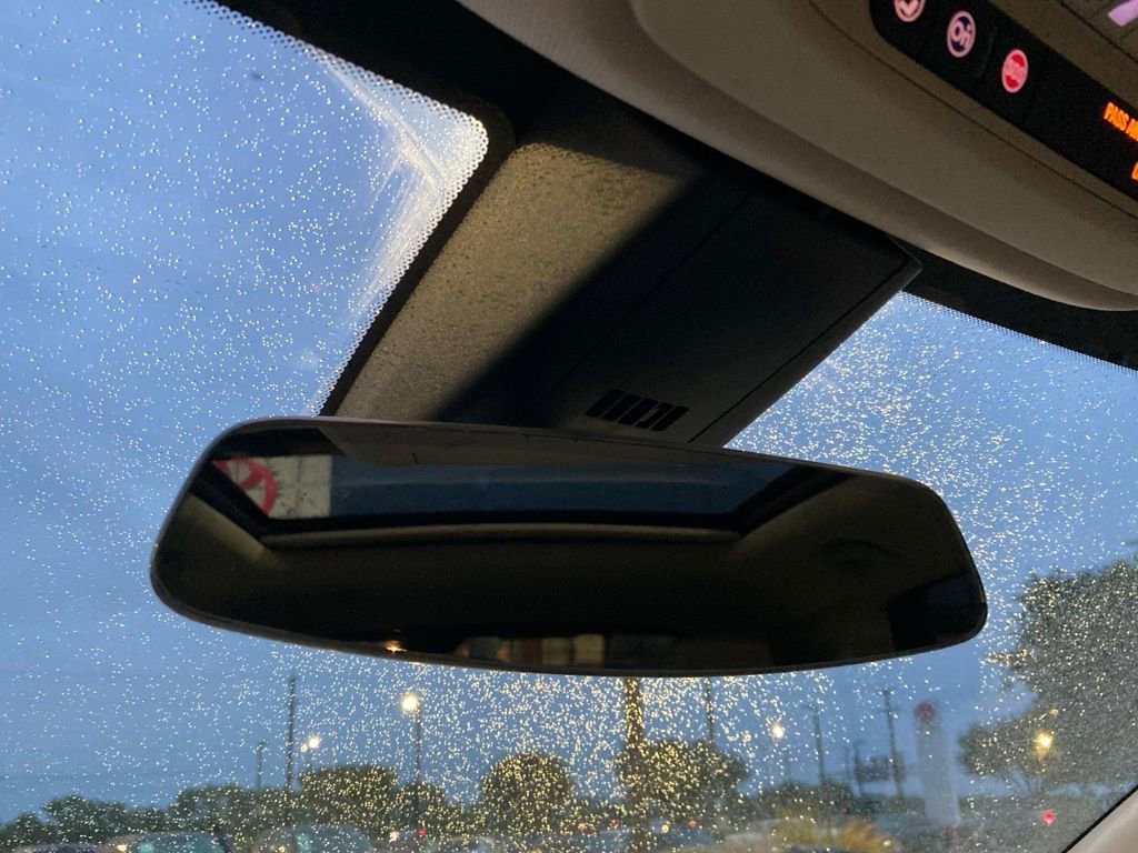 Used 2017 Cadillac XT5 Luxury w/ Driver Awareness Package image 27