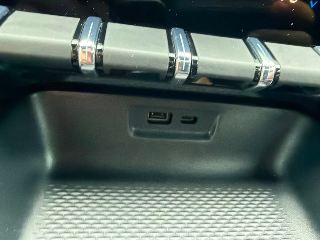 New 2026 GMC Terrain AT4 w/ Technology Package II AWD/4WD image 29