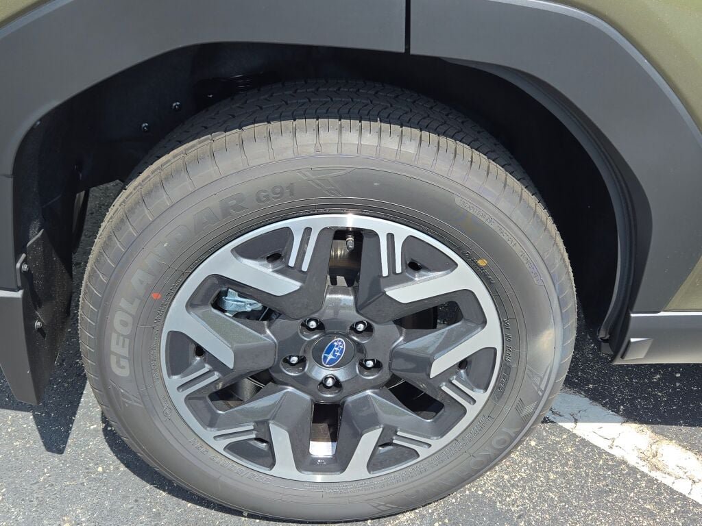 New 2026 Subaru Forester Premium AWD/4WD image 10