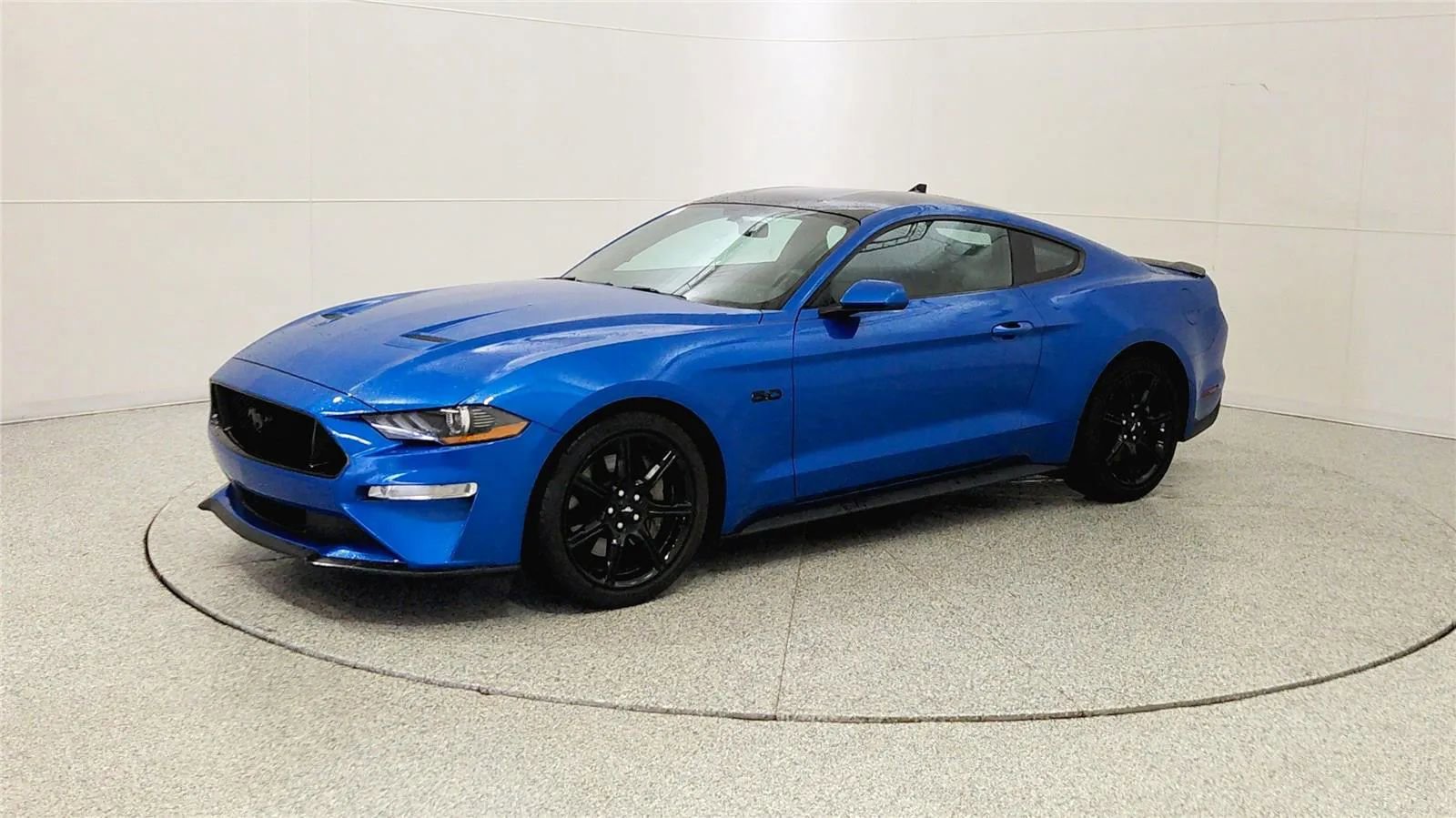 Used 2020 Ford Mustang GT w/ Equipment Group 301A RWD image 3
