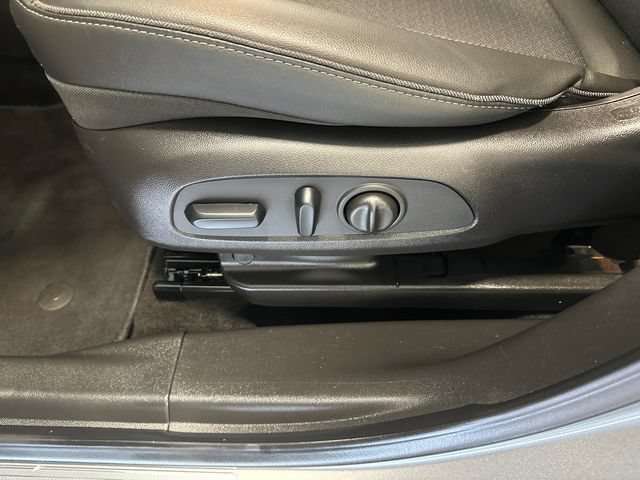 Used 2023 Buick Encore GX Select w/ Sport Touring Package AWD/4WD image 20