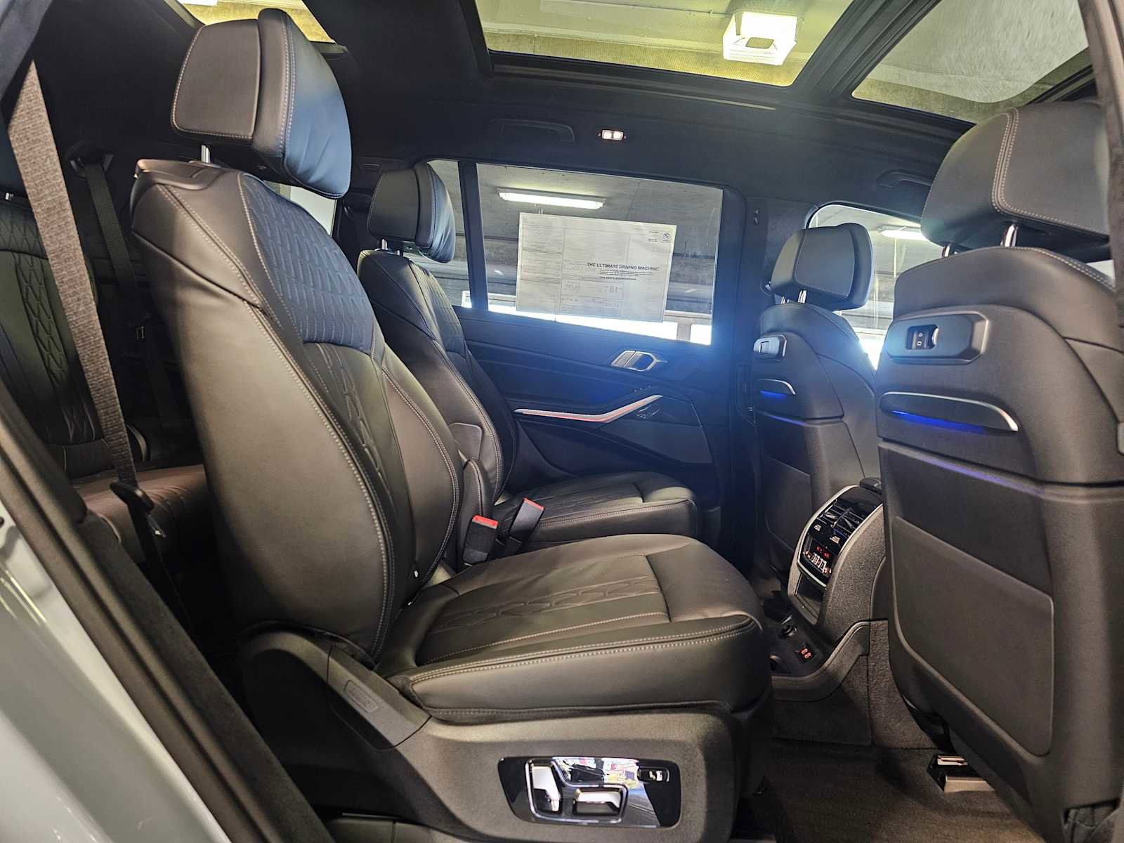 New 2026 BMW X7 M60i image 40