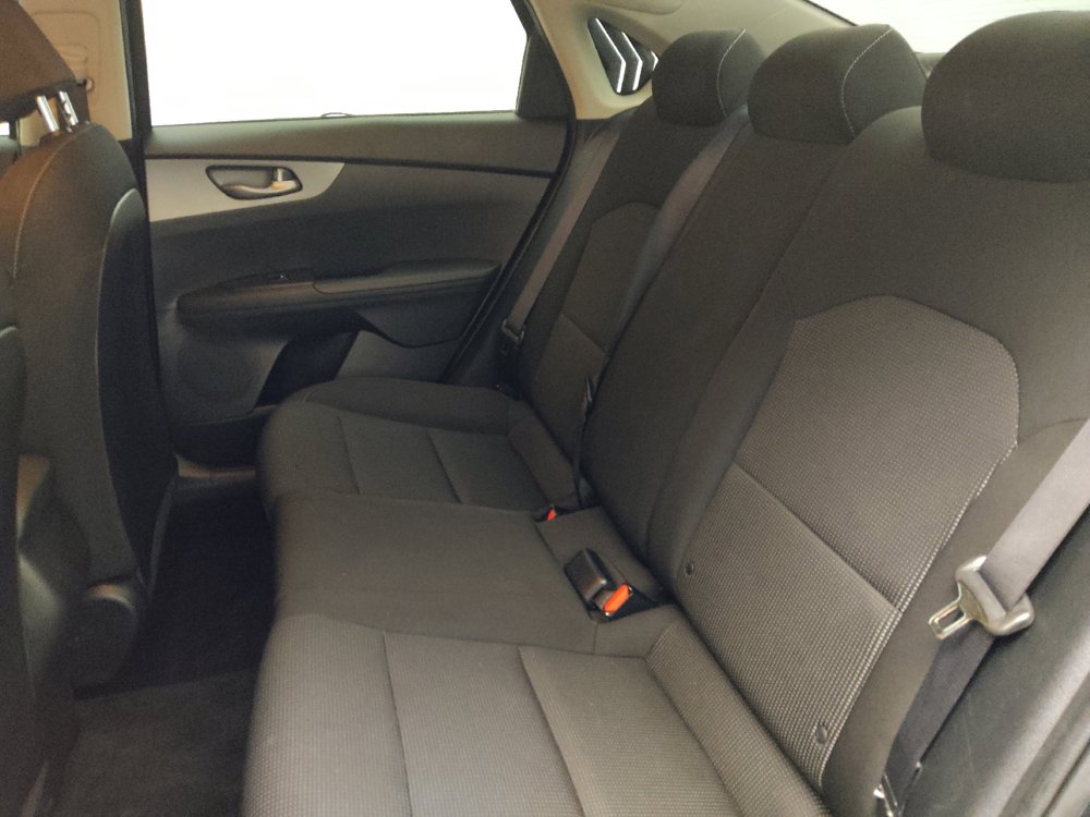 Used 2020 Kia Forte LXS image 18