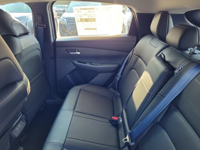 New 2026 Nissan Leaf SV+ w/ Floor Mat Package (SV+) FWD image 11