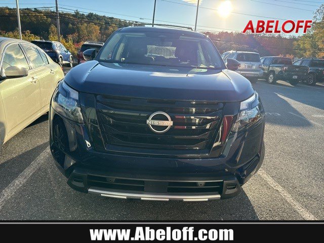 Used 2025 Nissan Pathfinder SL w/ SL Premium Package