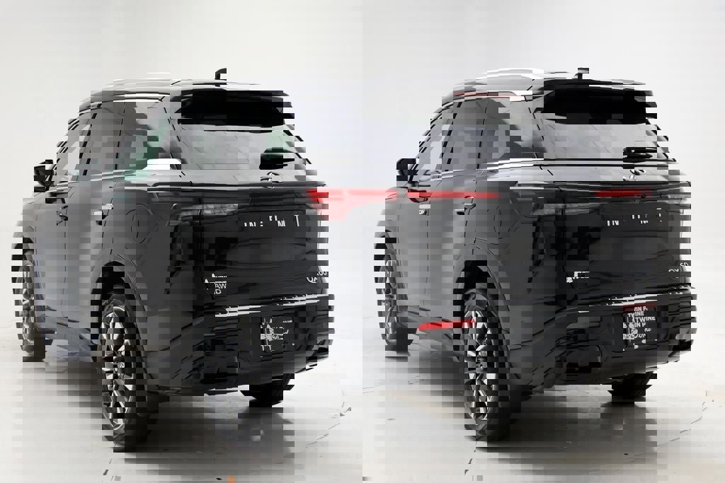 Used 2023 INFINITI QX60 Luxe w/ Vision Package image 5