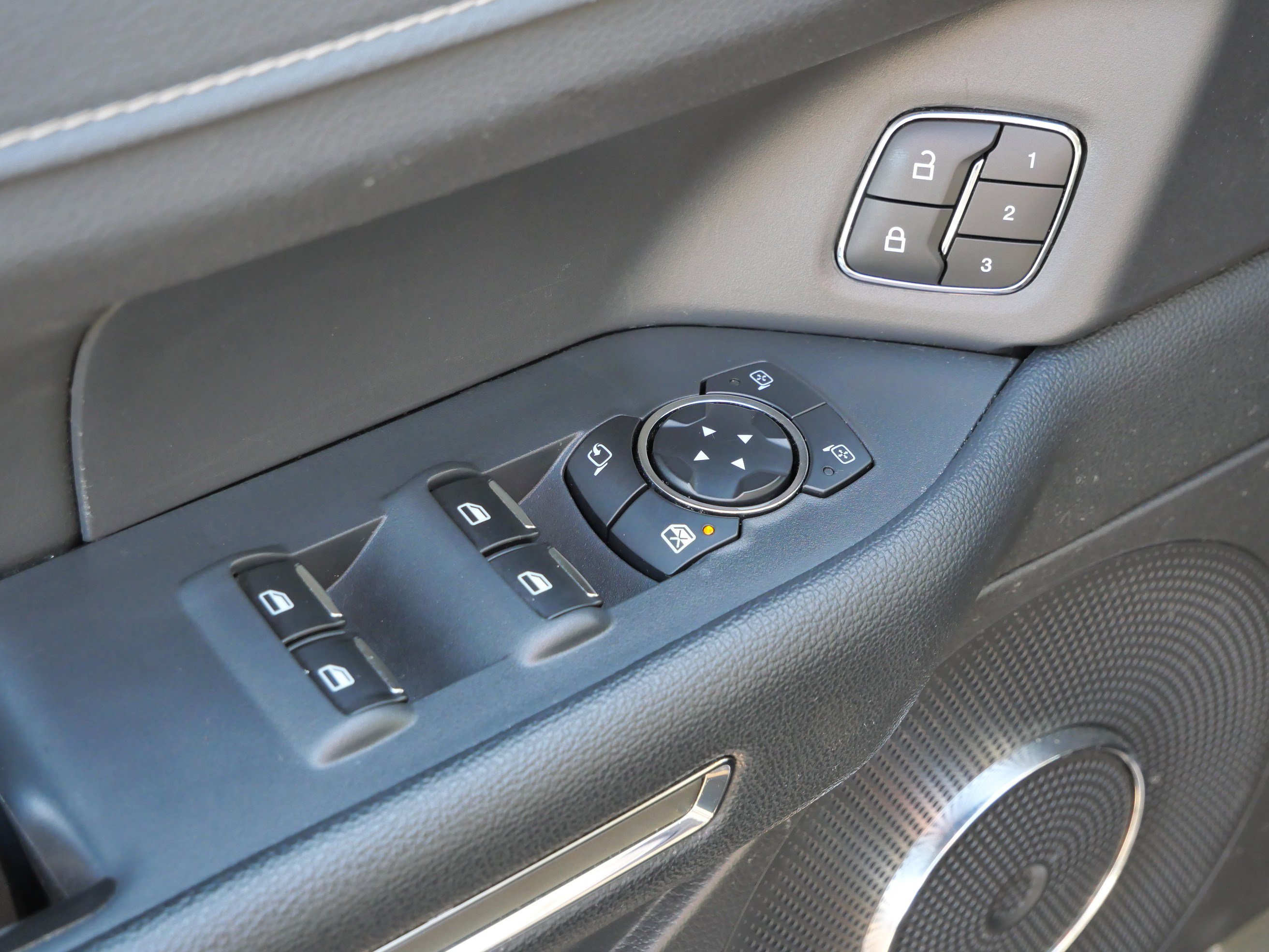 Used 2024 Ford Expedition XLT image 19