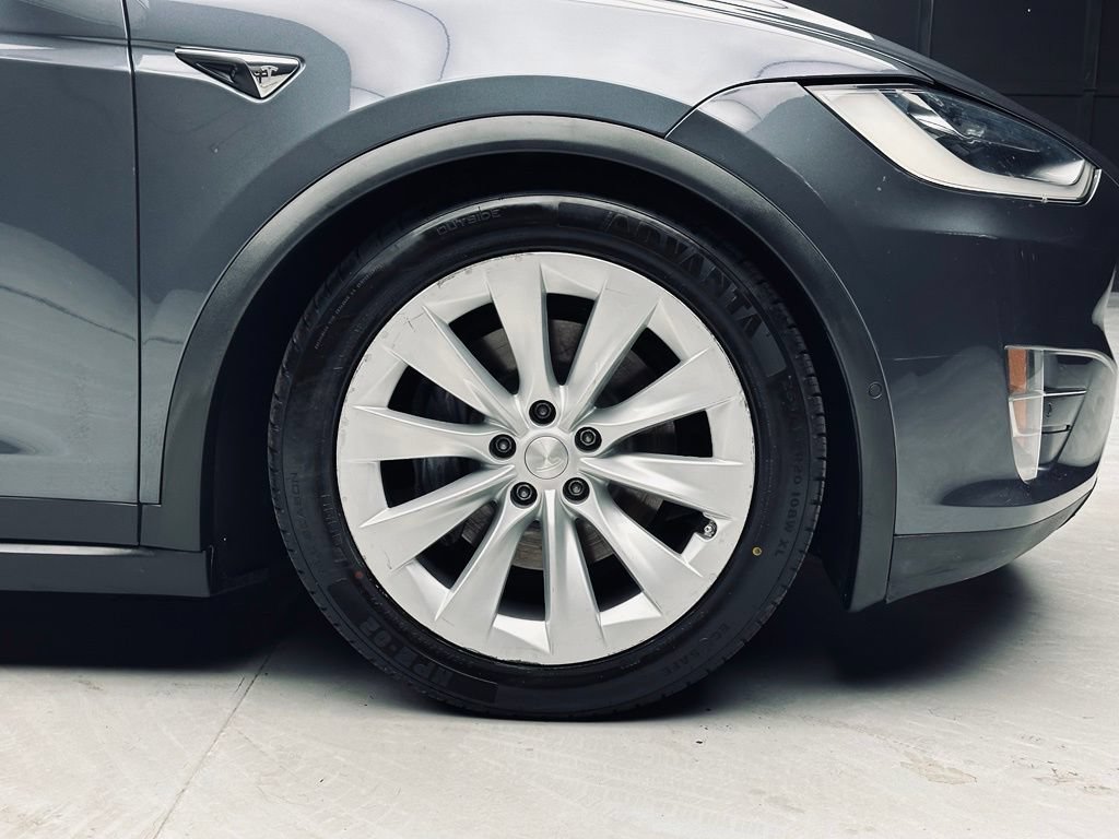 Used 2016 Tesla Model X 90D AWD/4WD image 44
