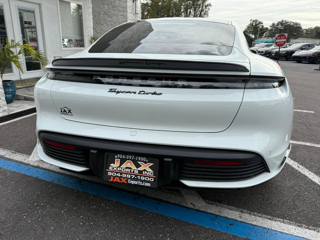 Used 2020 Porsche Taycan AWD/4WD image 20