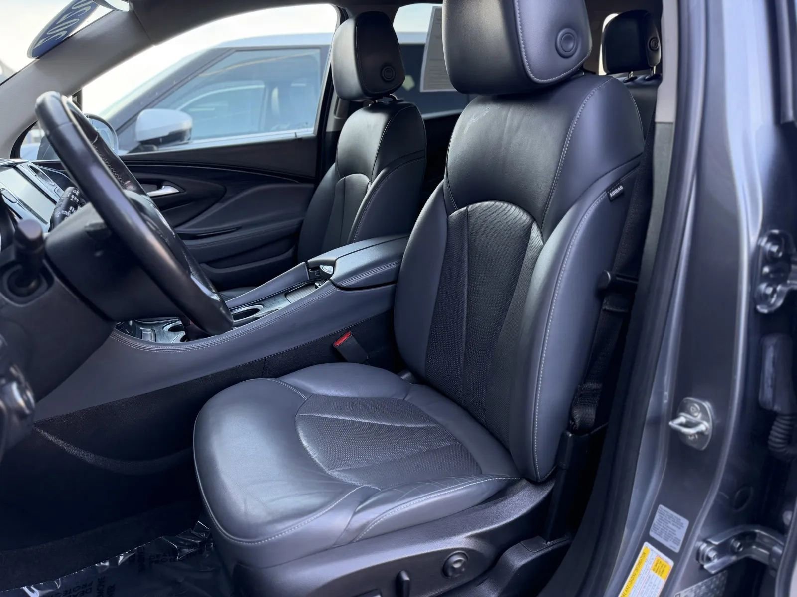 Used 2020 Buick Envision Essence w/ LPO, Active Package image 15