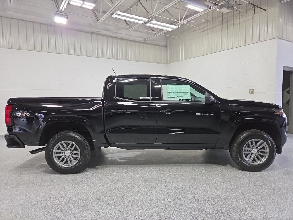 New 2026 Chevrolet Colorado LT w/ Advanced Trailering Package AWD/4WD image 8