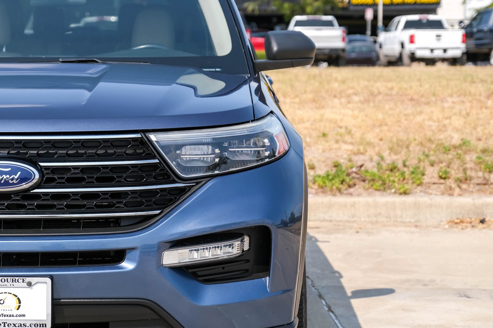 Used 2020 Ford Explorer XLT w/ Equipment Group 202A RWD image 46