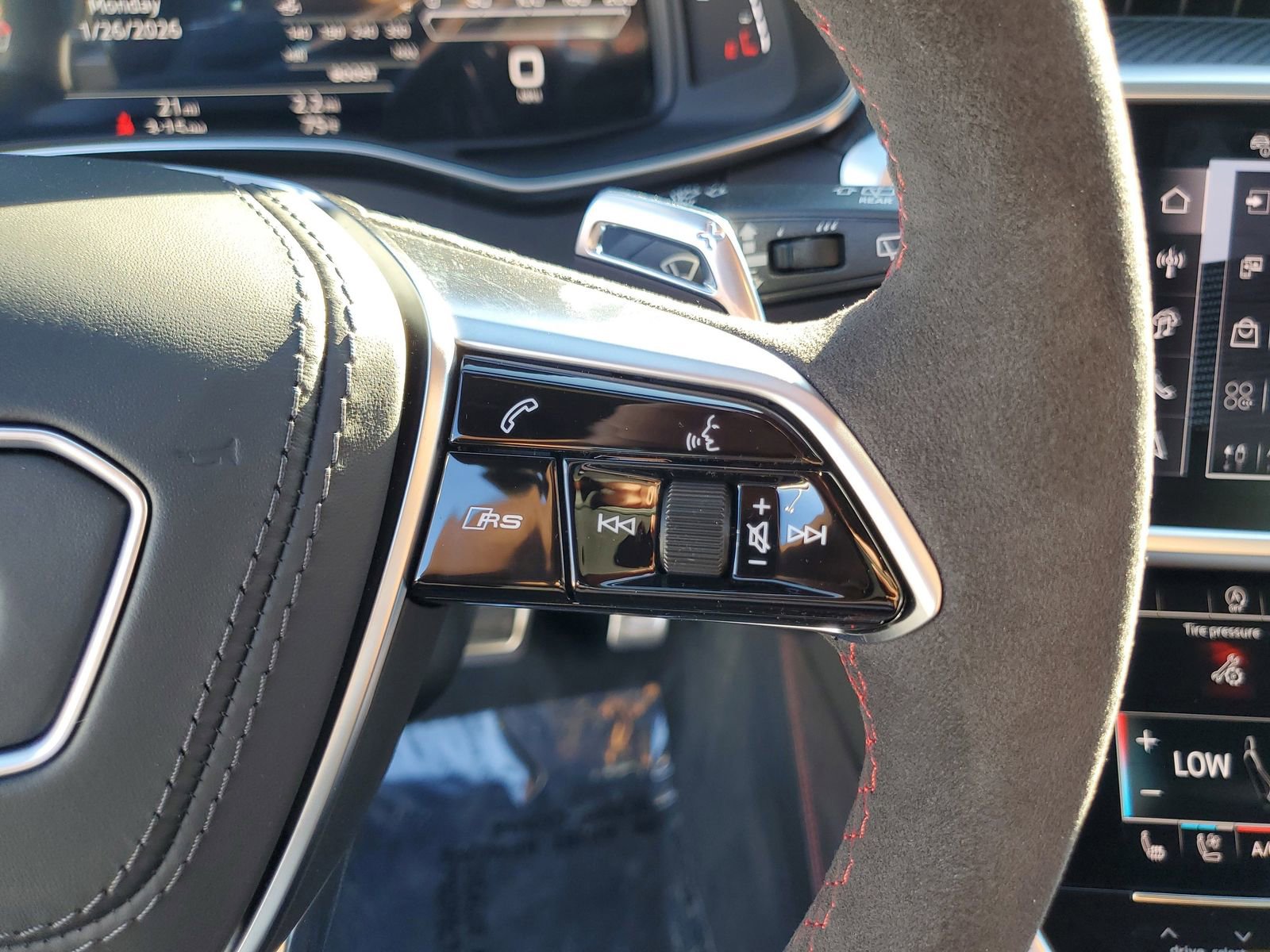 New 2026 Audi RS 6 performance image 25