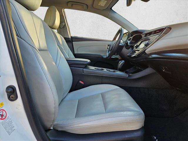 Used 2018 Toyota Avalon Limited image 18