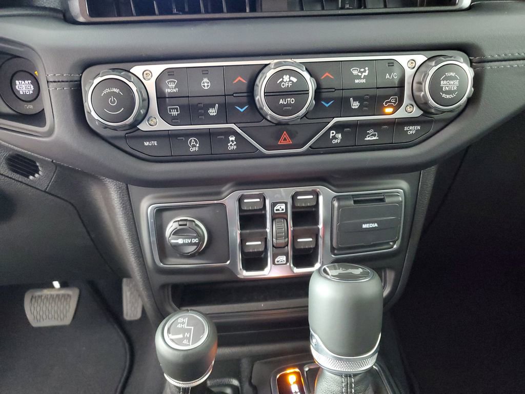 New 2025 Jeep Wrangler Sahara image 17