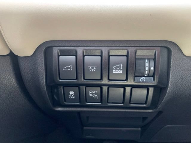 Used 2022 Subaru Ascent Limited w/ Technology Package AWD/4WD image 27