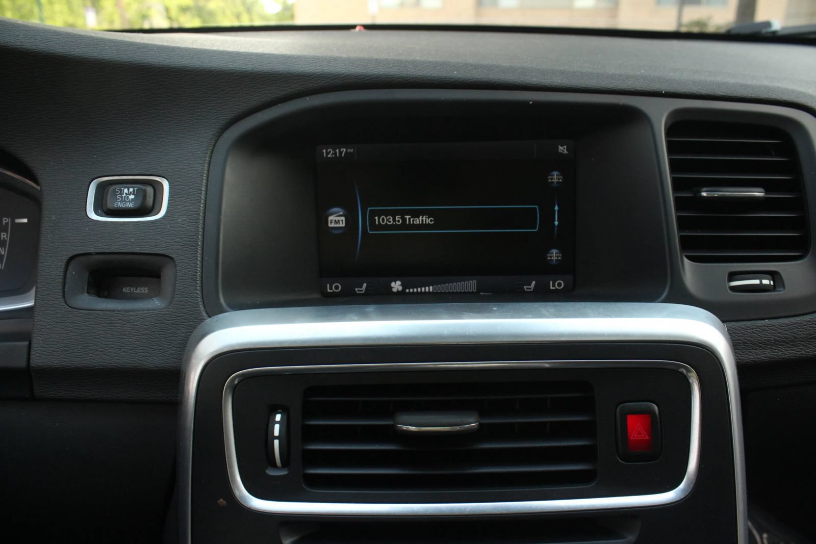 Used 2014 Volvo S60 T5 FWD image 32