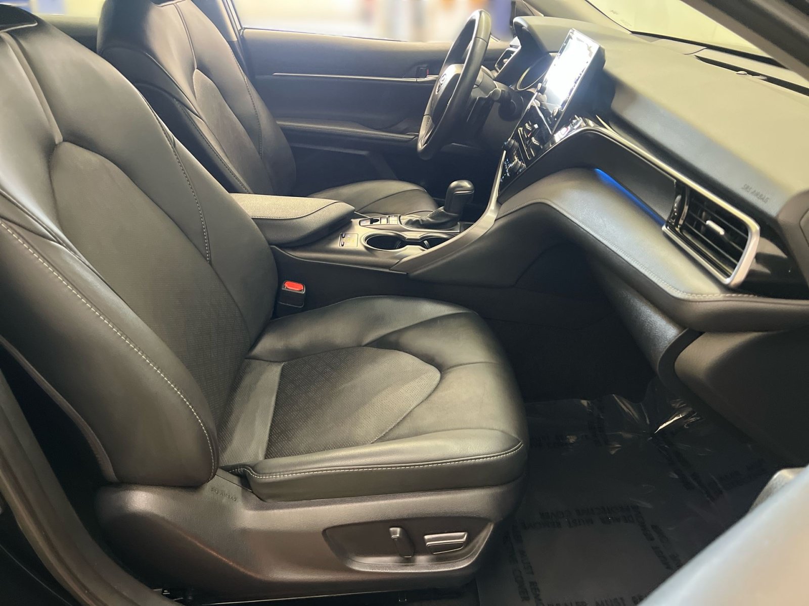 Used 2024 Toyota Camry XSE FWD image 25