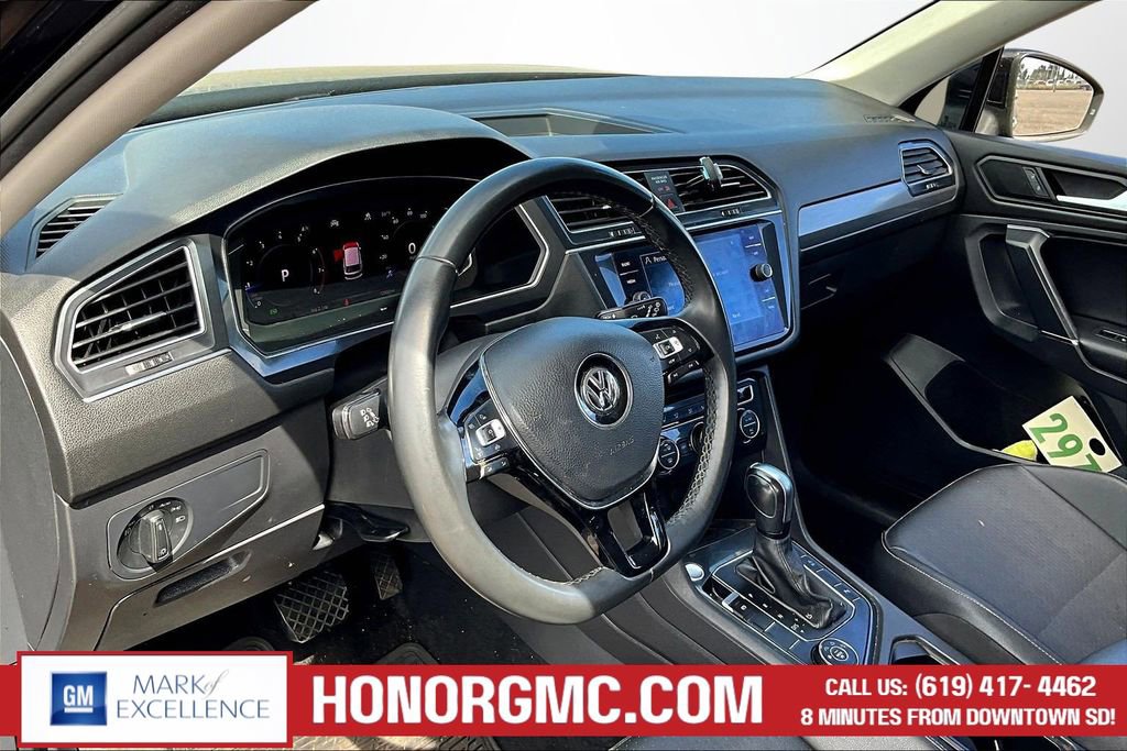 Used 2020 Volkswagen Tiguan SEL image 16