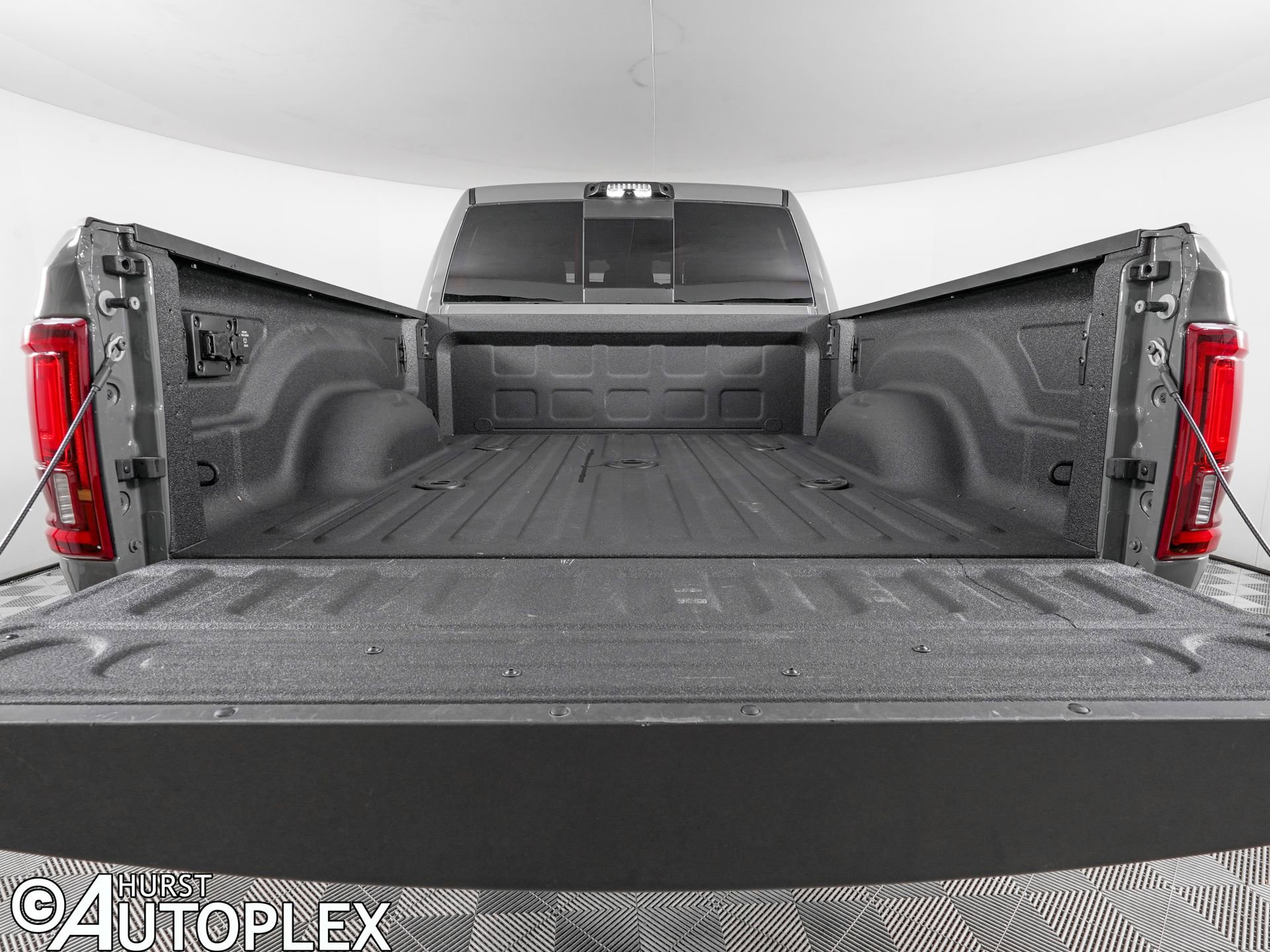 Used 2026 RAM 2500 Laramie image 7