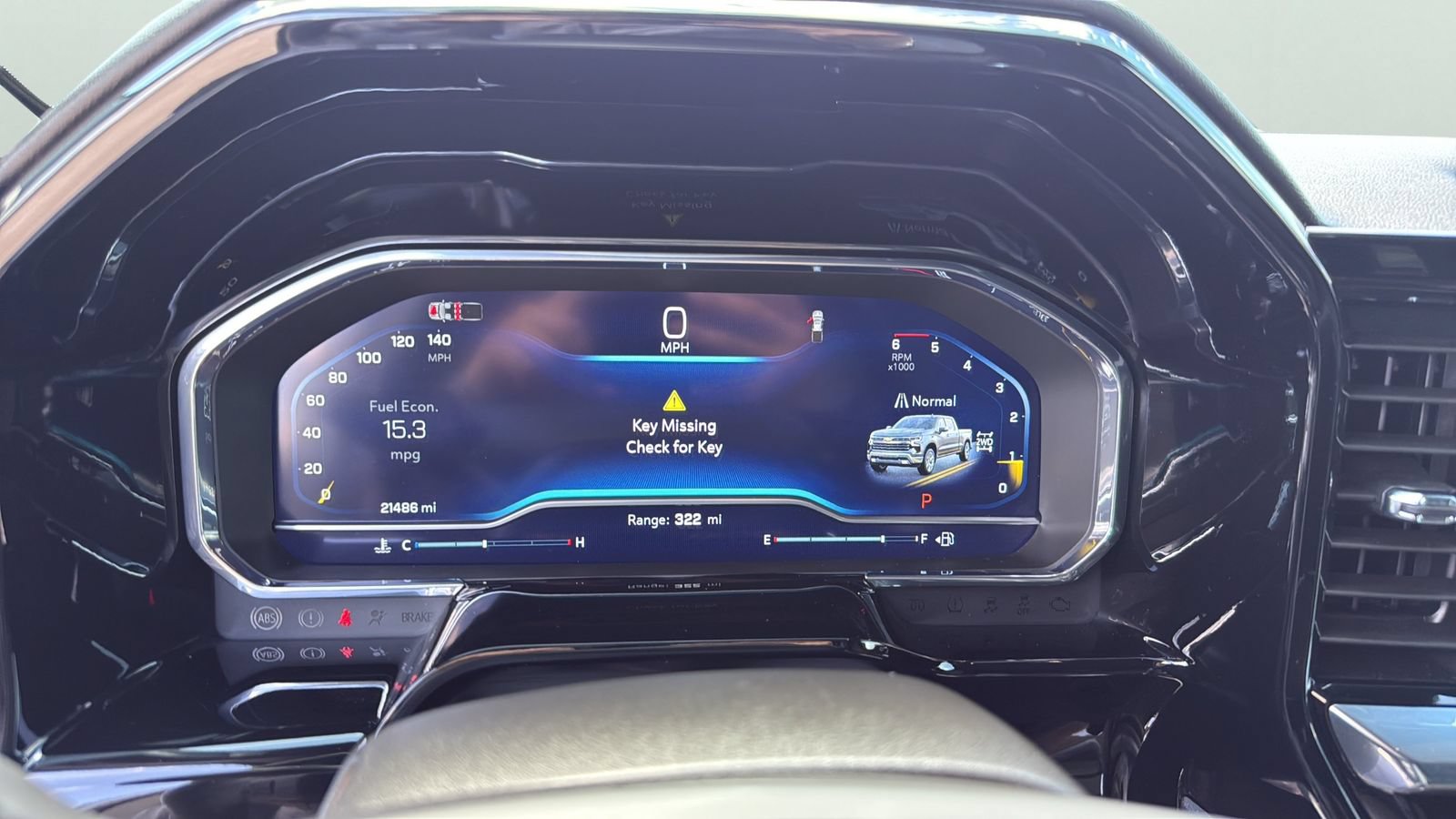 Used 2025 Chevrolet Silverado 1500 RST AWD/4WD image 13