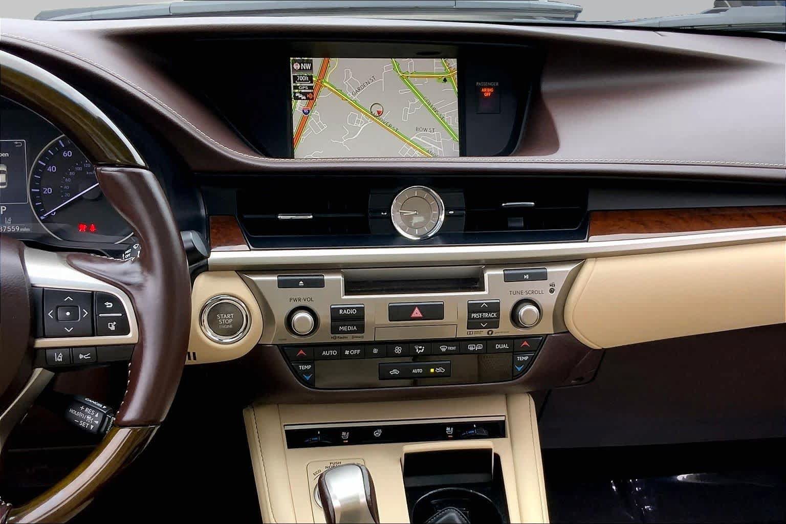 Used 2017 Lexus ES 350 FWD image 7