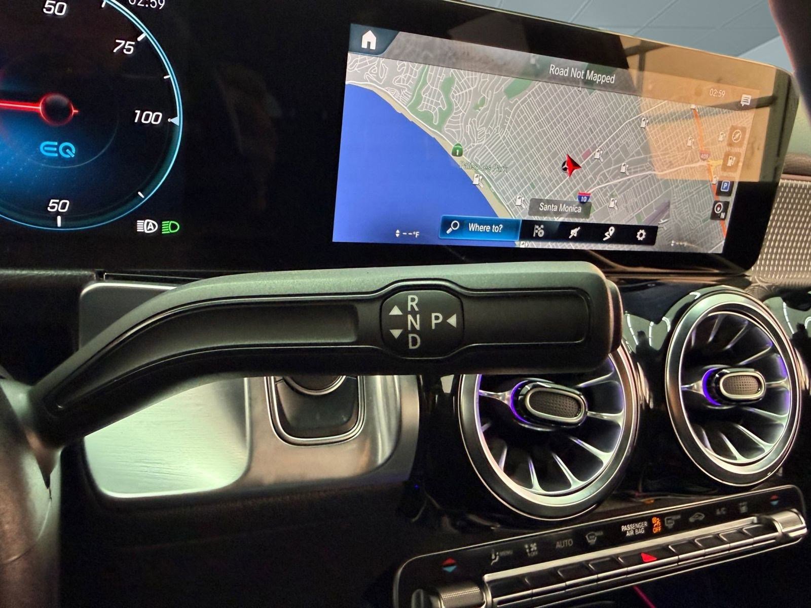 Used 2023 Mercedes-Benz EQB 250+ image 15