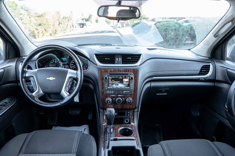 Used 2013 Chevrolet Traverse LT w/ All-Star Edition FWD image 18