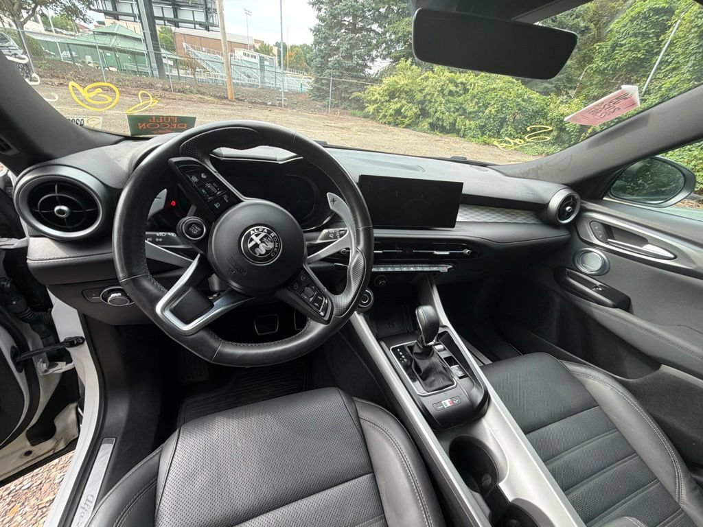 Used 2024 Alfa Romeo Tonale Veloce AWD/4WD image 10