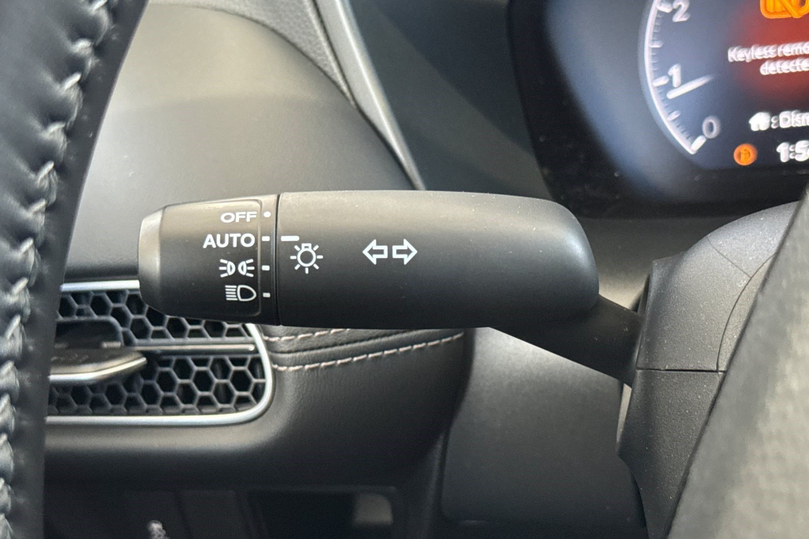 Used 2026 Honda HR-V EX-L image 32