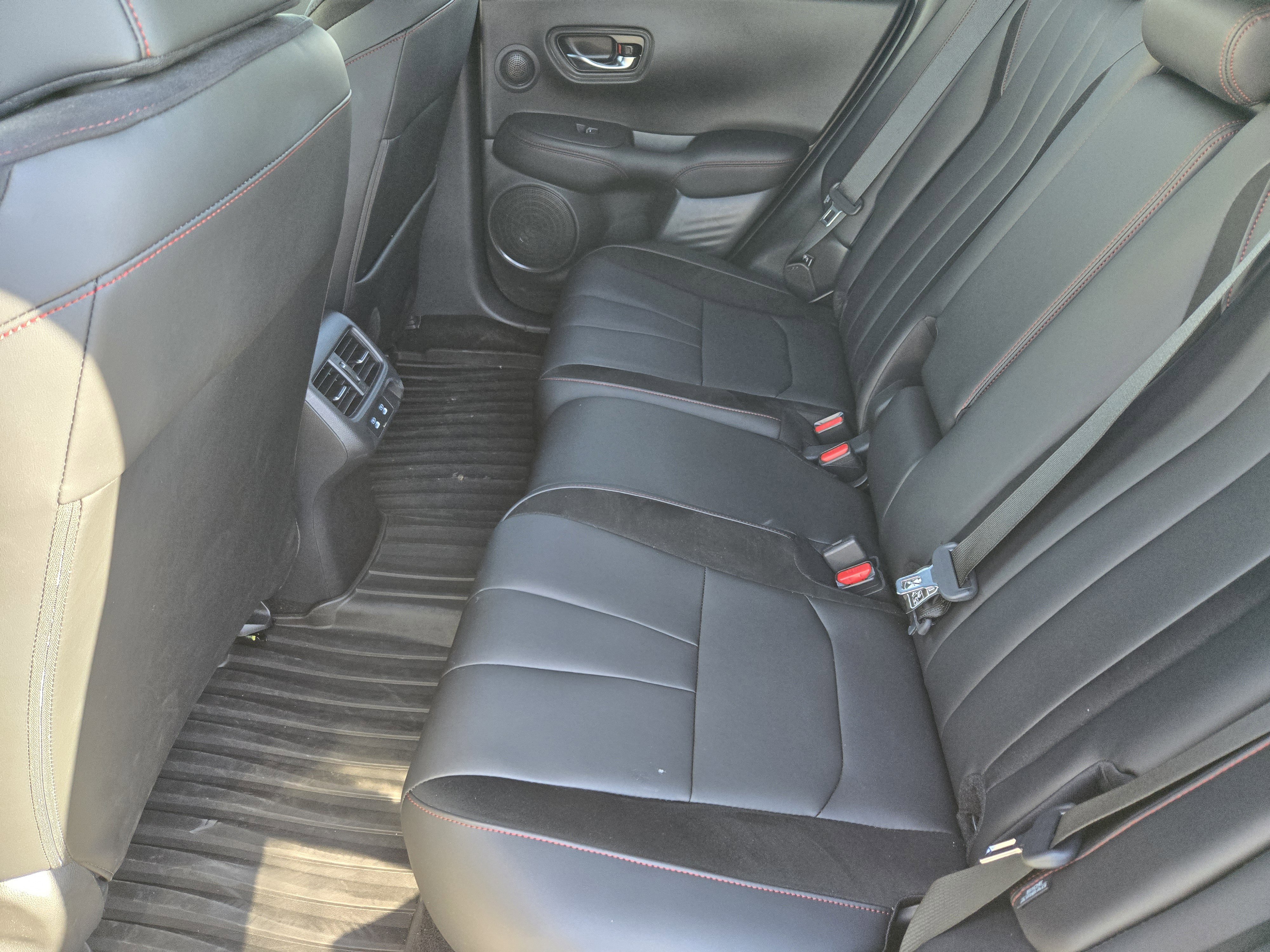 Certified 2025 Acura ADX A-Spec image 39