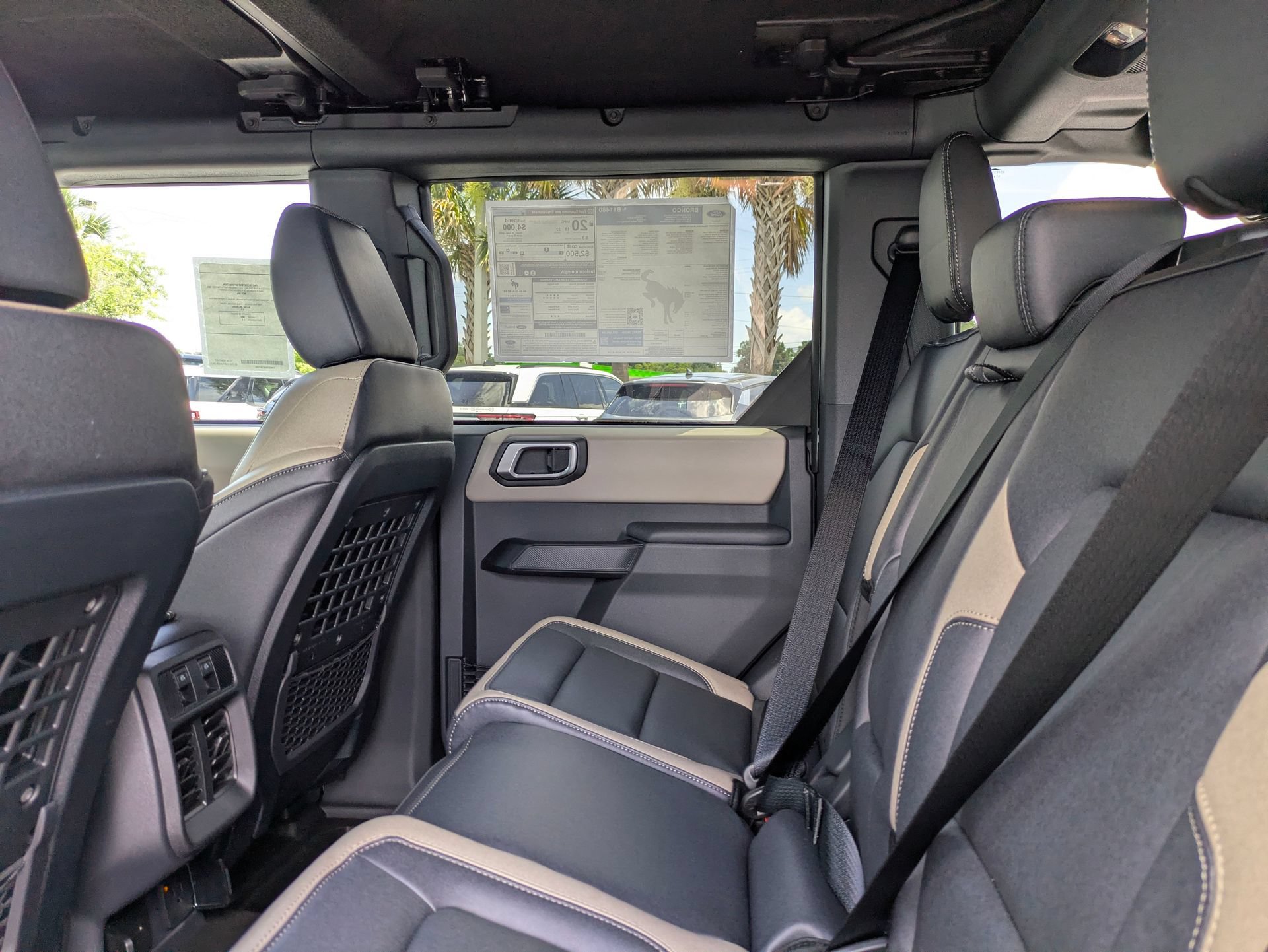 New 2026 Ford Bronco Big Bend w/ Black Diamond Package AWD/4WD image 15