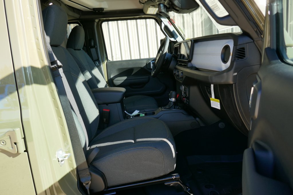 New 2026 Jeep Gladiator Sport AWD/4WD image 10