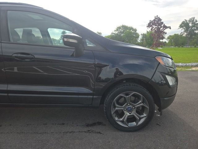 Used 2018 Ford EcoSport SES w/ SES Cold Weather Package AWD/4WD image 4