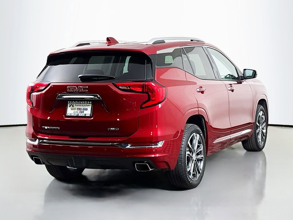 Used 2018 GMC Terrain Denali w/ Advanced Safety Package AWD/4WD image 8