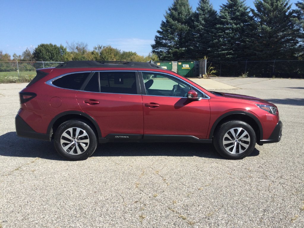 Used 2022 Subaru Outback Premium AWD/4WD image 8