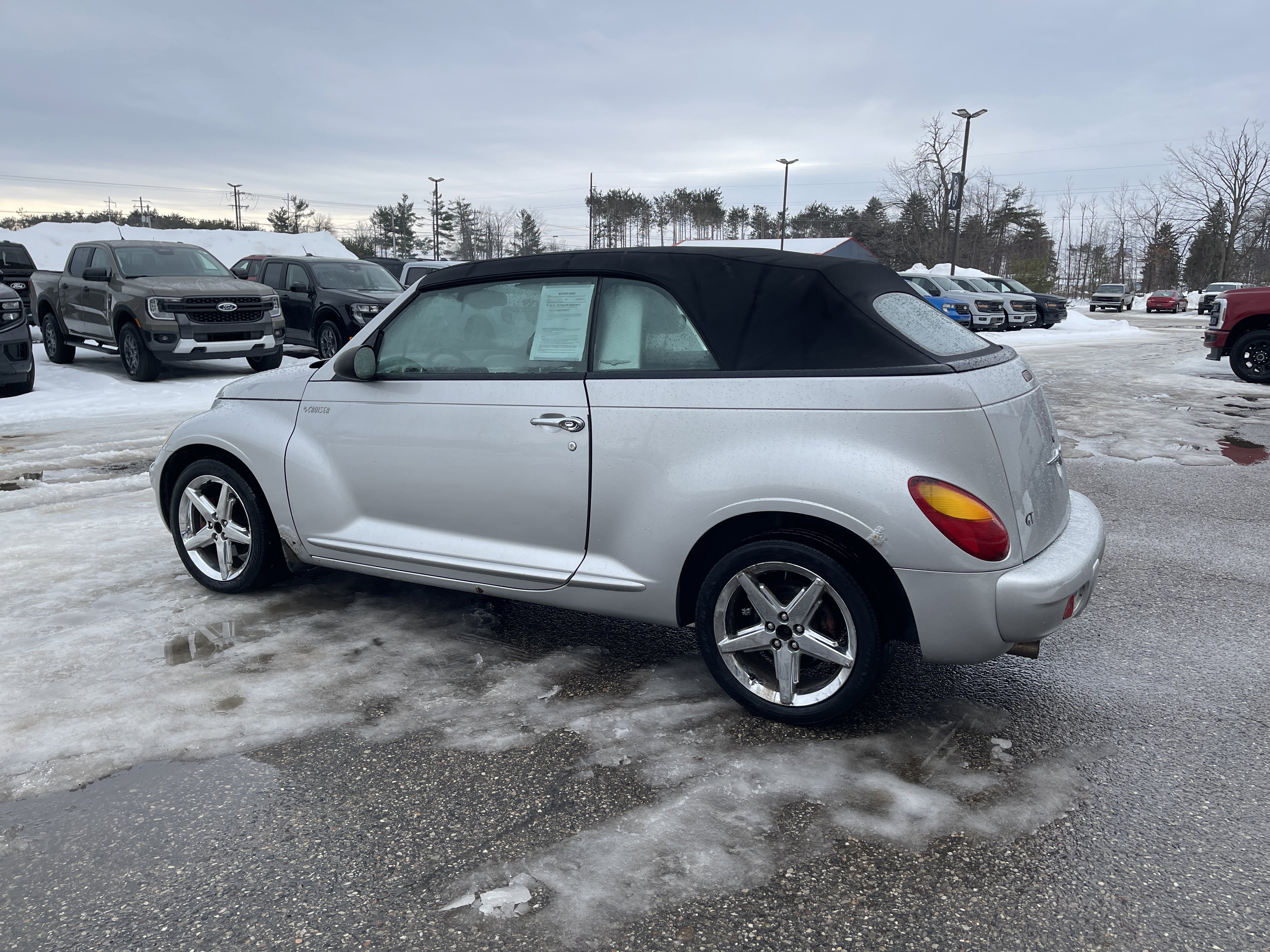 Used 2005 Chrysler PT Cruiser GT image 6