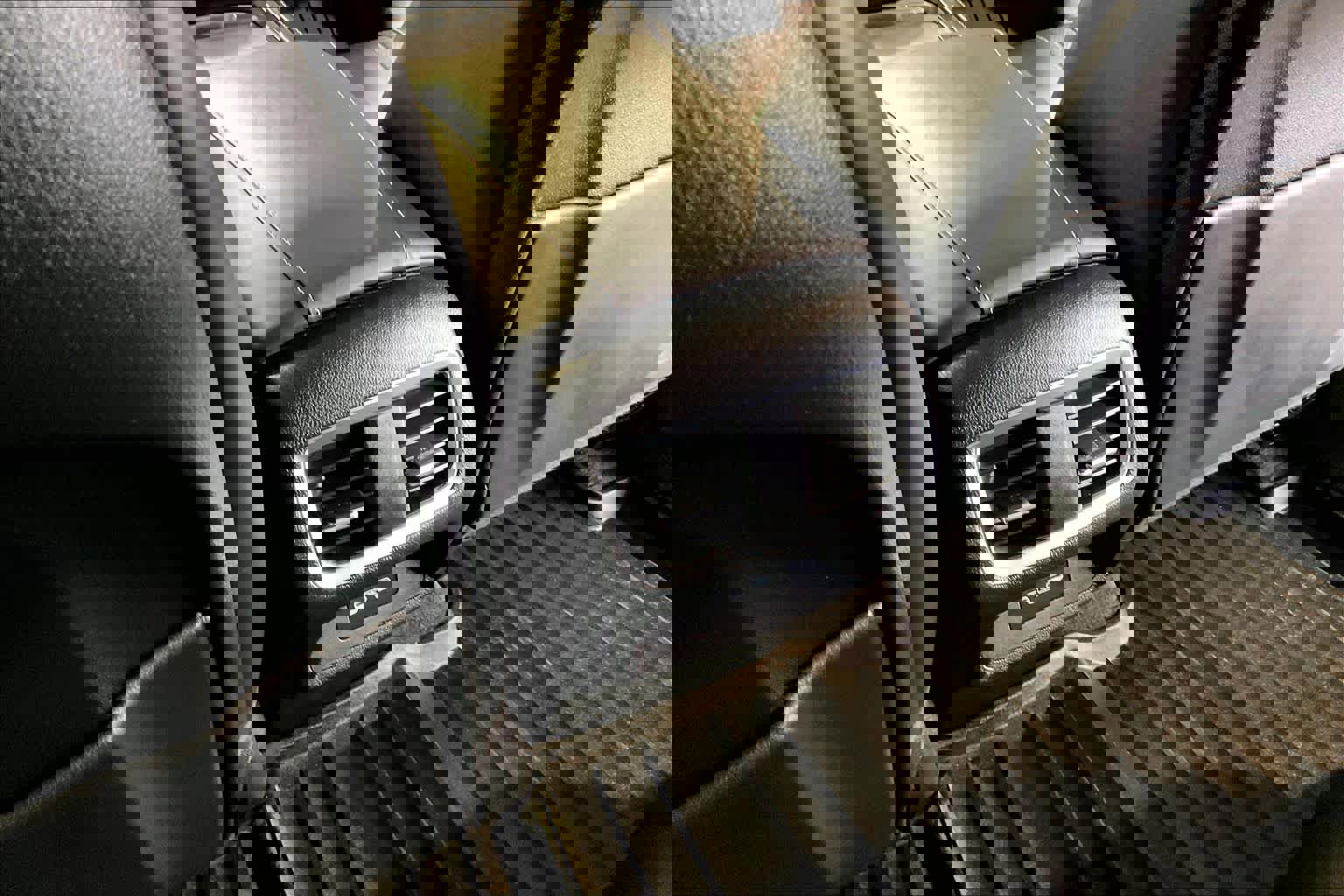 Used 2024 Acura RDX SH-AWD w/ Technology Package image 34