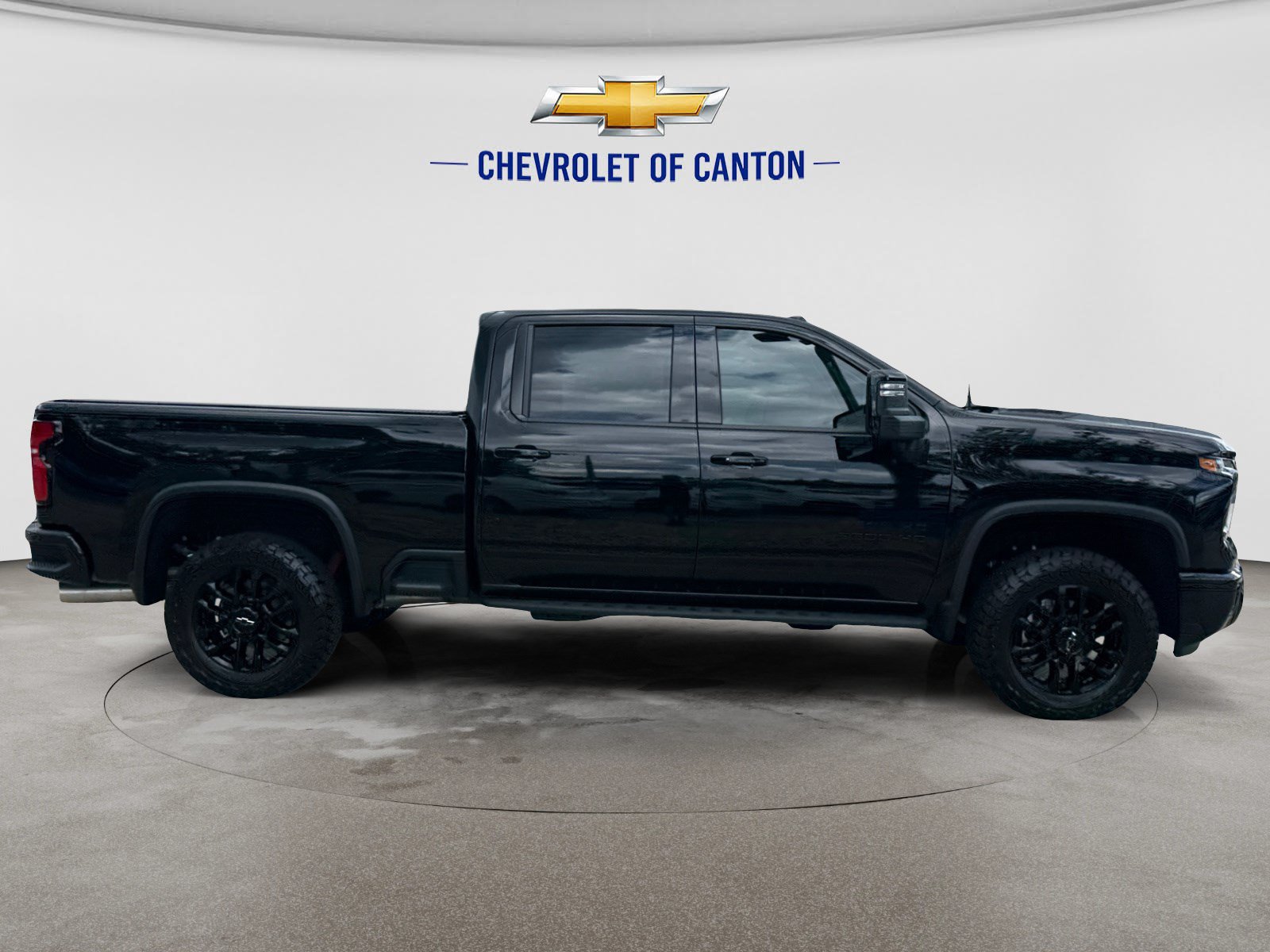 Used 2026 Chevrolet Silverado 3500 LTZ AWD/4WD image 4