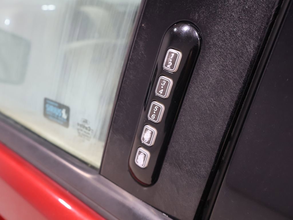 Used 2008 Ford Explorer Sport Trac Limited image 10